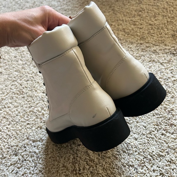 NWT✨AQUATILIA White Boots (7.5) - Picture 5 of 10